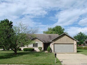 Building Photo - 301 Brian Dr