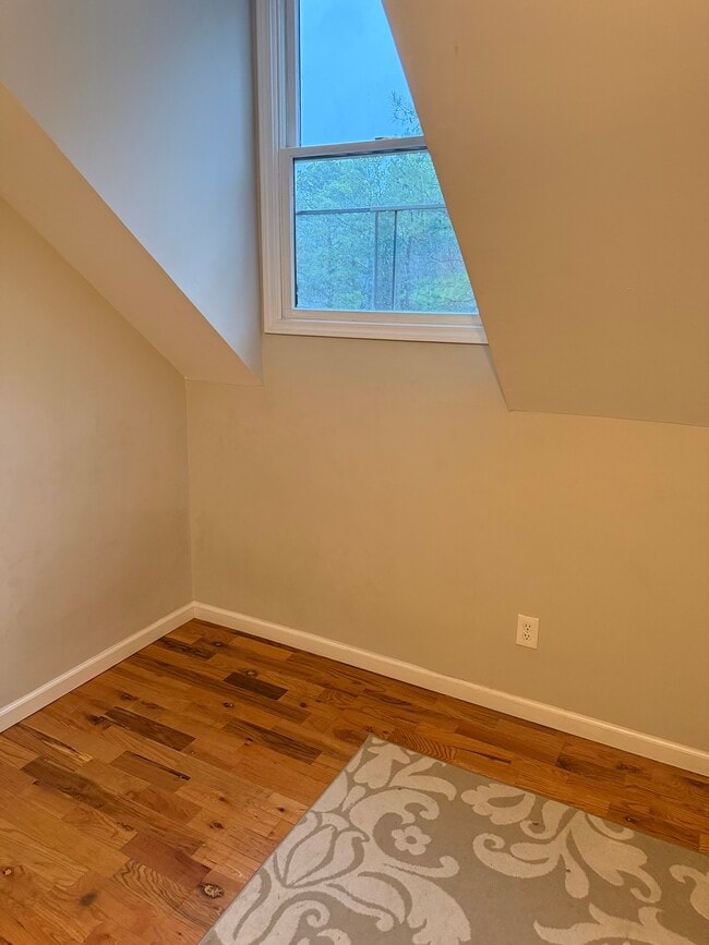 Building Photo - 118 Tarpon Trail SE