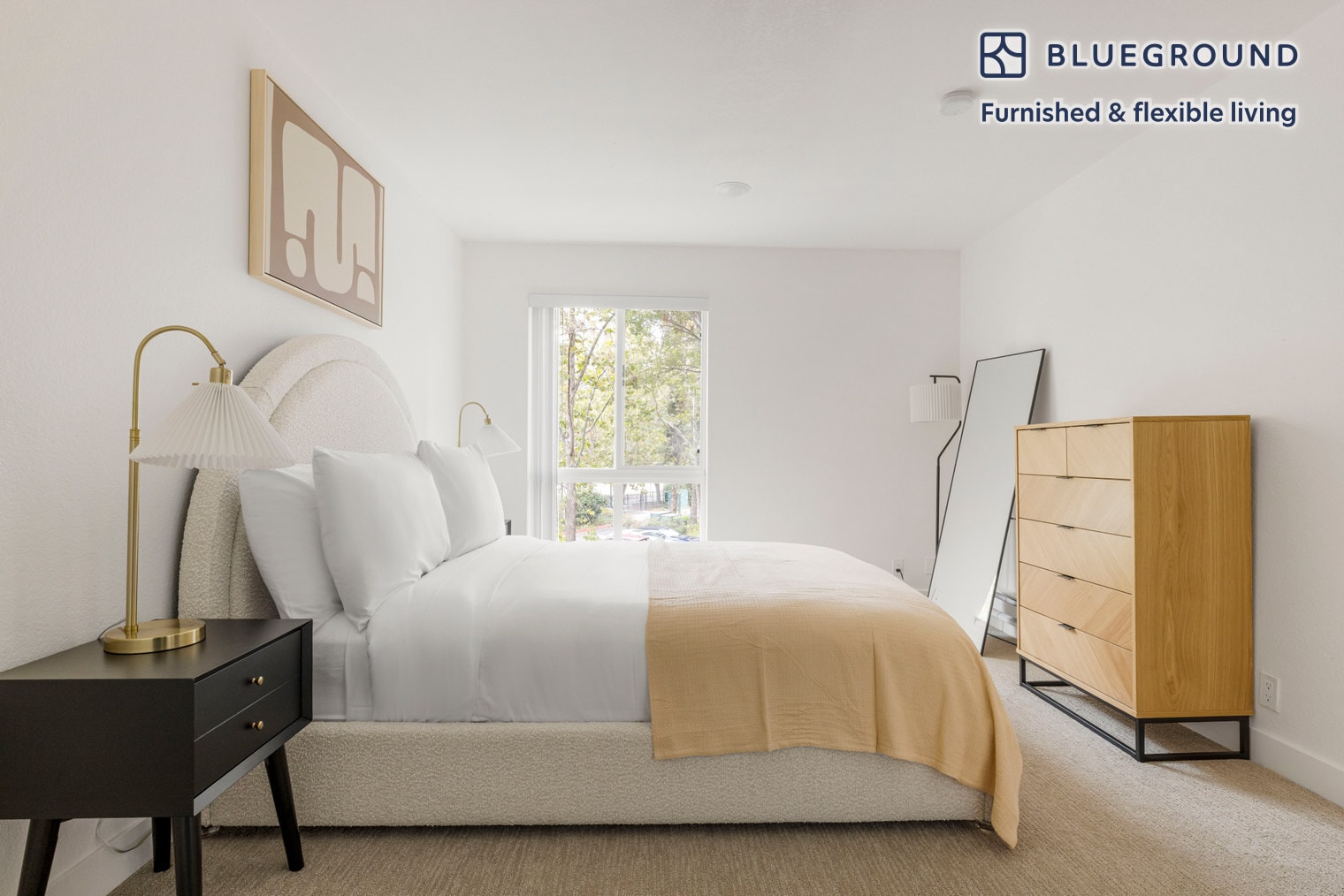 Building Photo - 600 Park View Dr