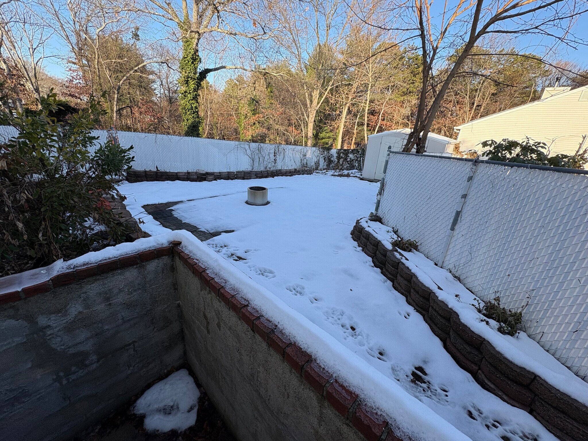 Building Photo - 26 Knolltop Dr