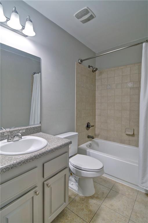 Building Photo - 504 Madison Ct
