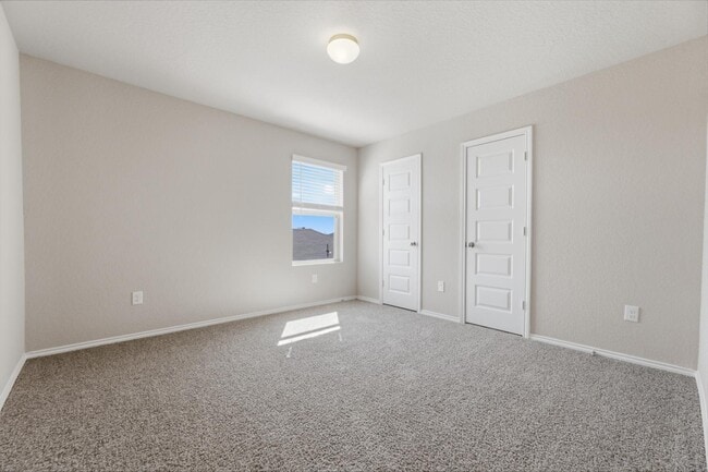 Building Photo - 186 Porcupine Ln