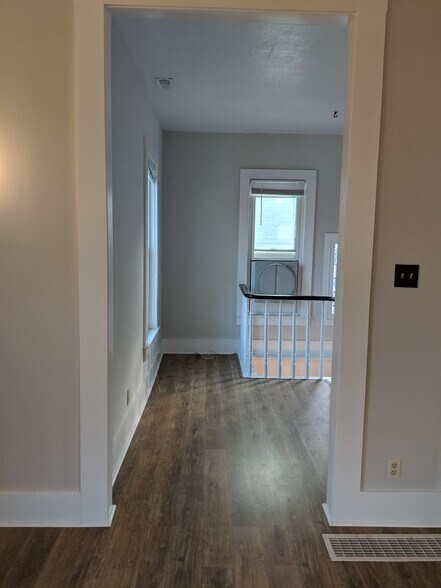 Building Photo - 224 S 800 E
