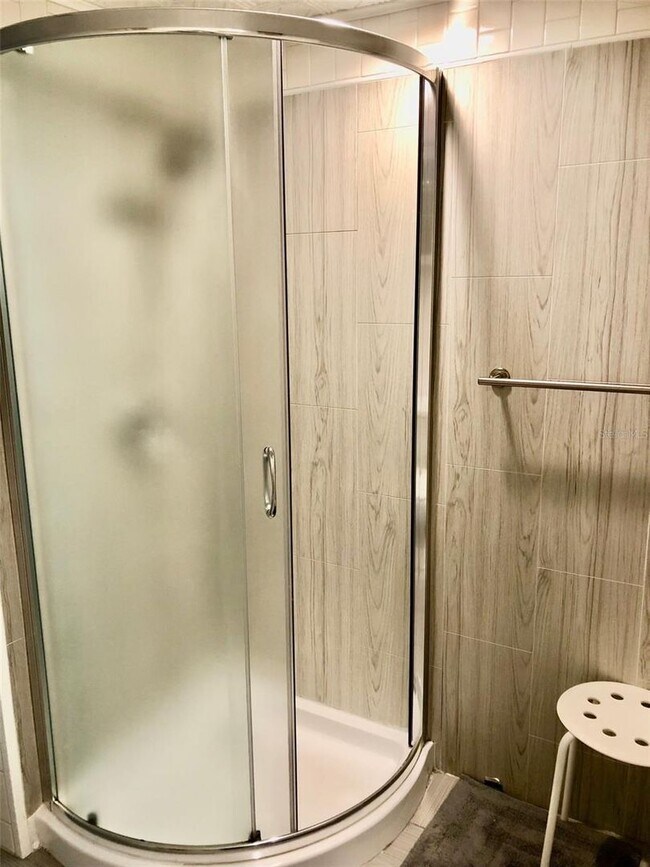 Building Photo - Furnished Annual - Close to Venice Beach!