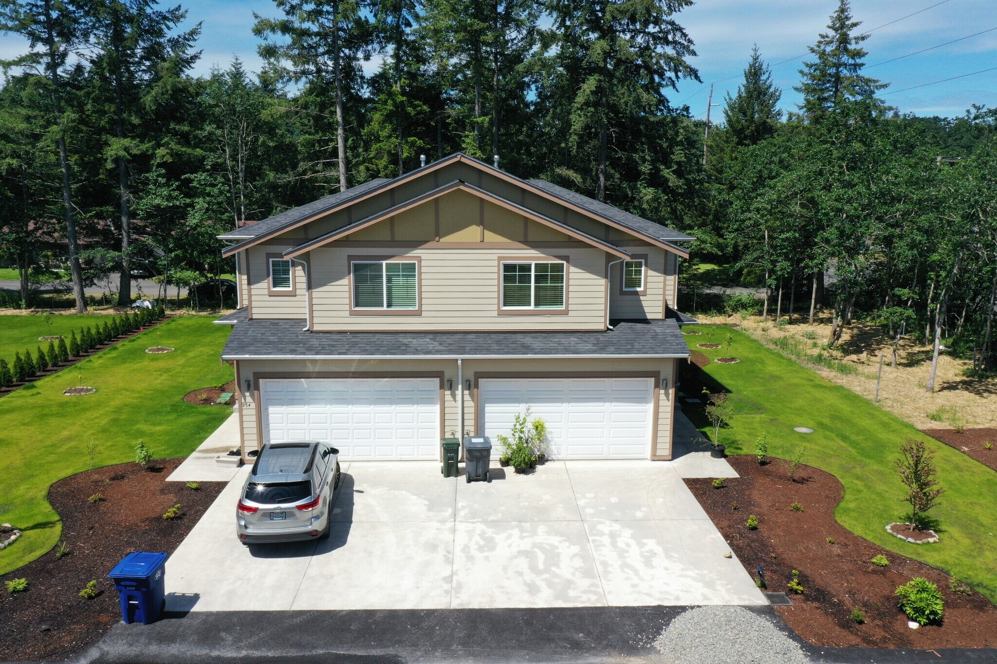 Front view - 954 152nd St E