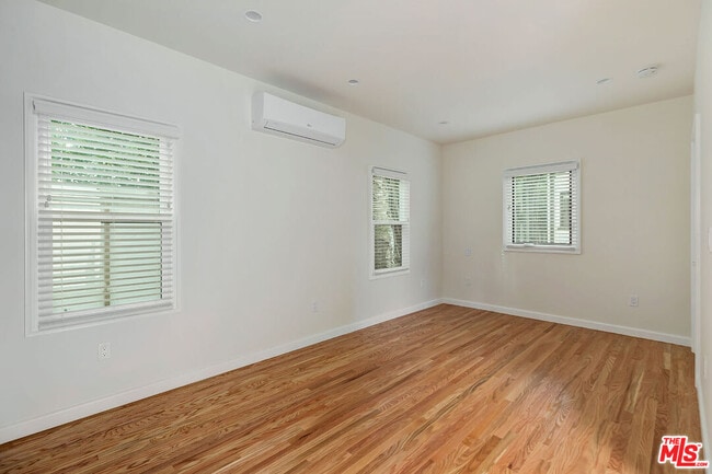 Building Photo - 6348 Colgate Ave