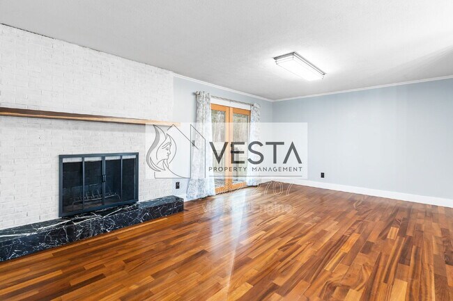 Building Photo - 23 Norman Rd