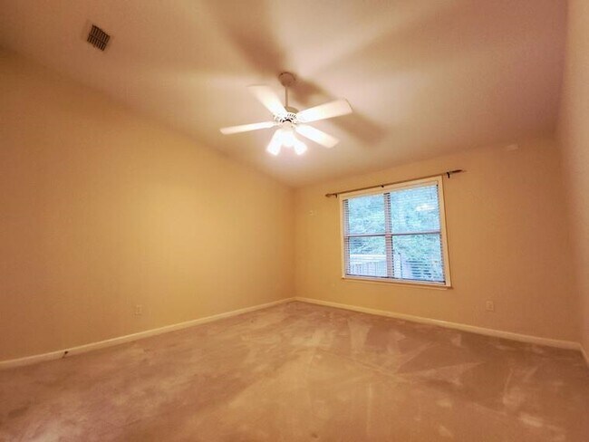 Building Photo - 8520 Hannary Cir
