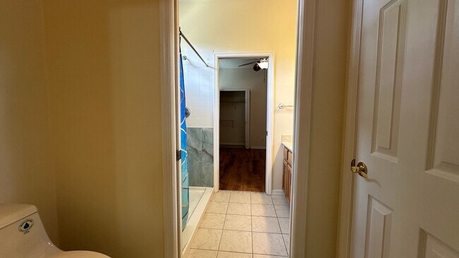 Building Photo - 1653 Cherry Ridge Dr