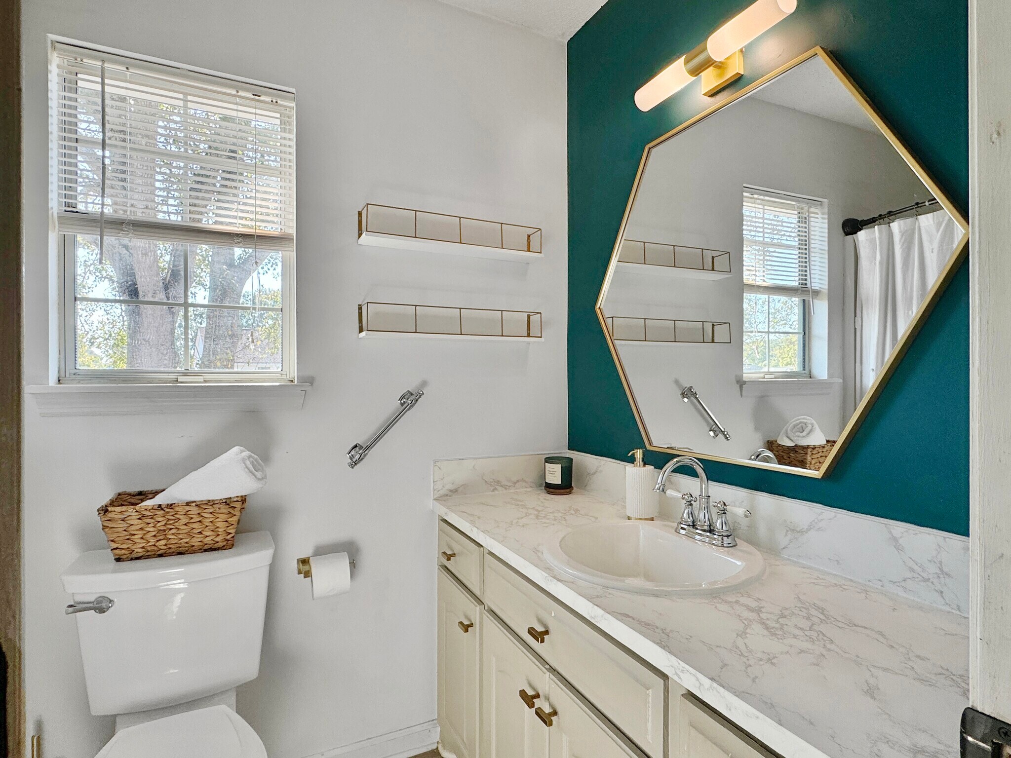 second bathroom upstairs - 7900 Elderberry Cir
