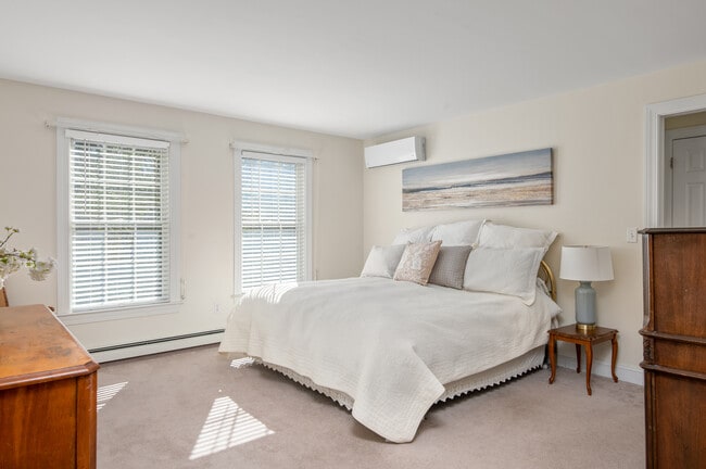 Building Photo - 53 Gables Dr