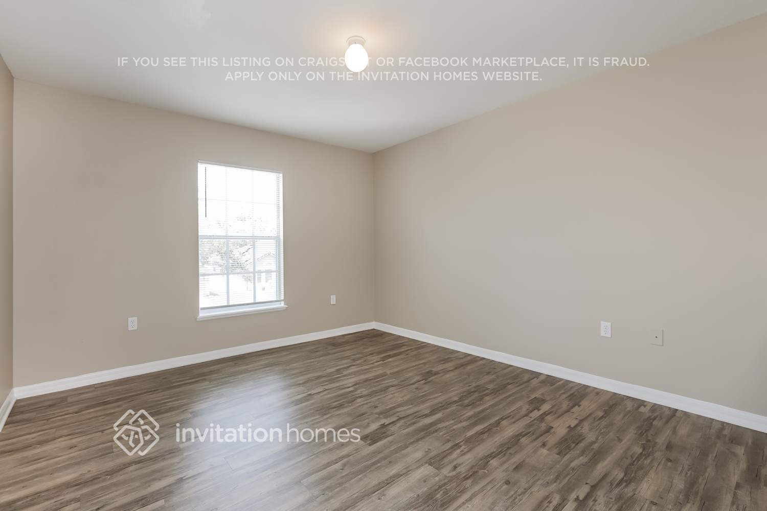 Building Photo - 1501 Alhambra Crest Dr