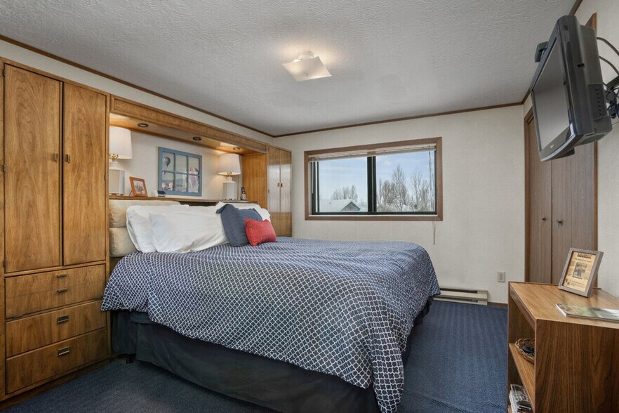 Building Photo - 1710 Saddle Creek Ct