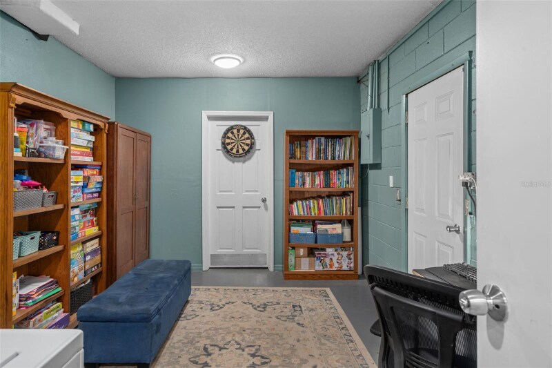 Building Photo - 113 Cranbrooke Dr