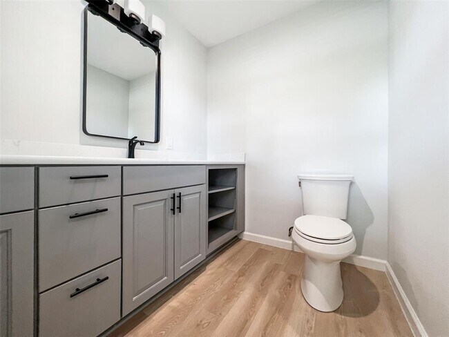 Building Photo - 7736 Croftwood Dr