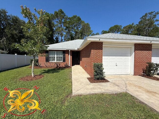 Primary Photo - $1595 3/2 - K- Section Great Location Off ...