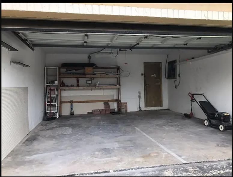 Building Photo - 2410 NW 87th Ln