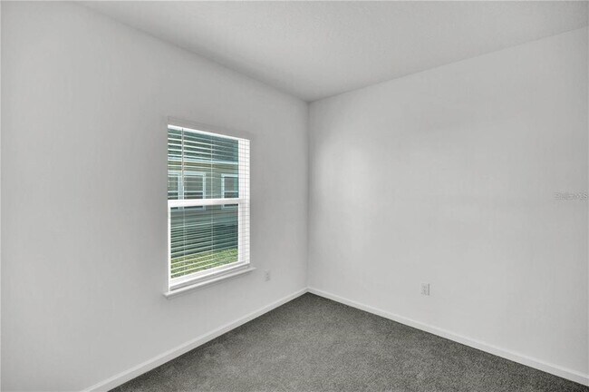 Building Photo - 4425 NW 14th Lp