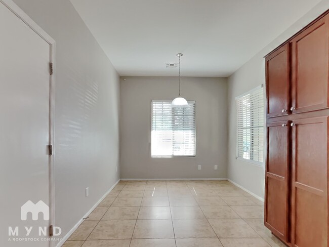 Building Photo - 98 N 193rd Ave