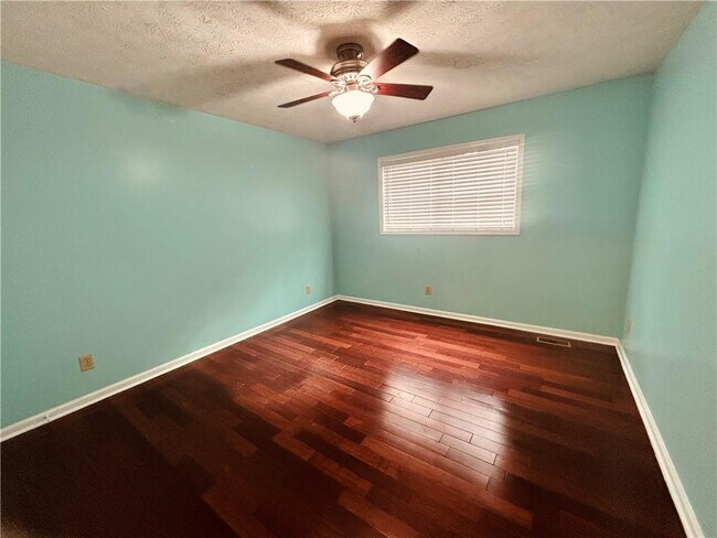 Building Photo - 2100 Old Forge Way