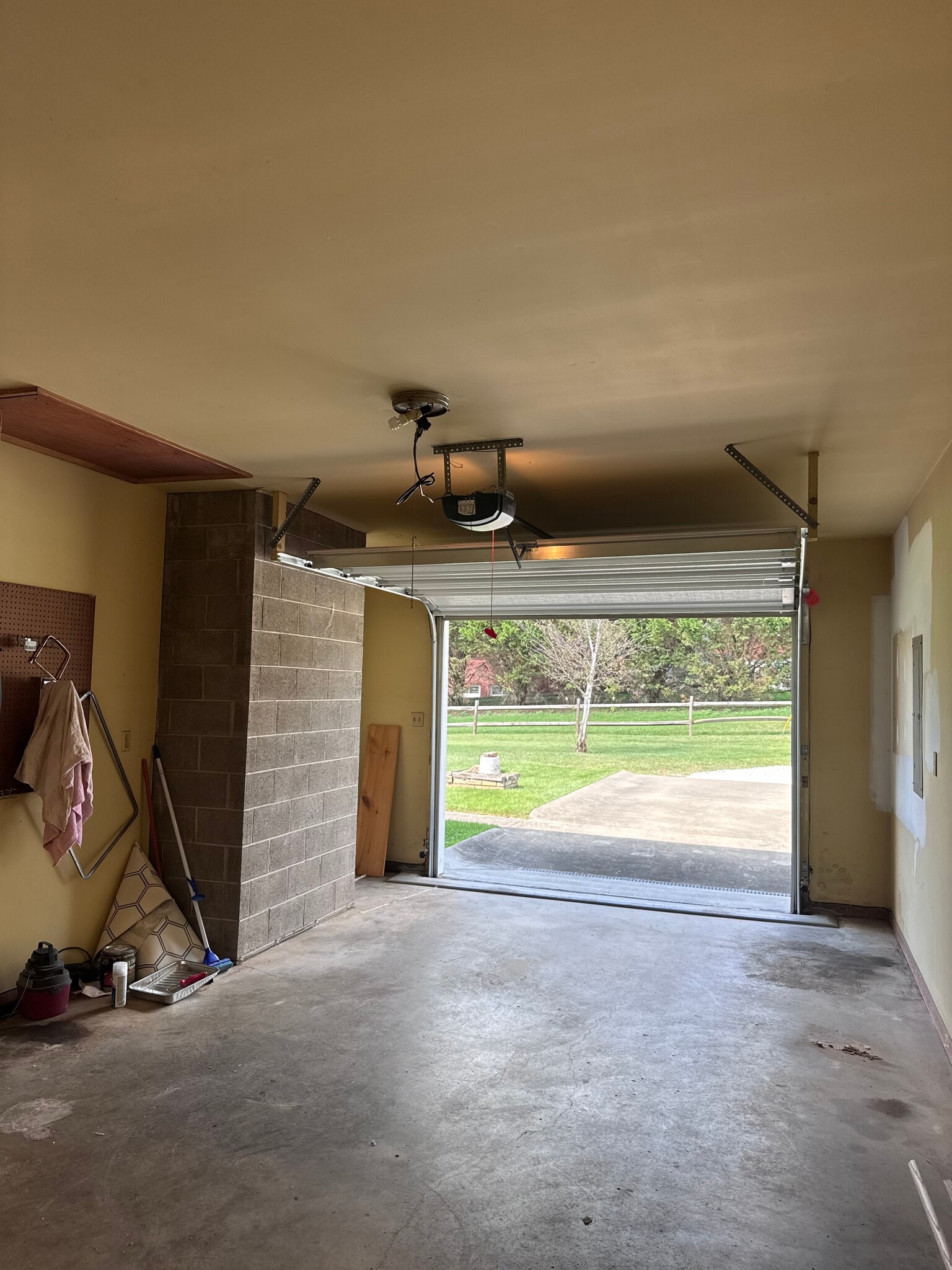 Building Photo - 2317 Miller Ave