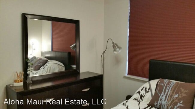 Building Photo - 3 br, 2 bath House - 70 Hoku Puhipaka Street