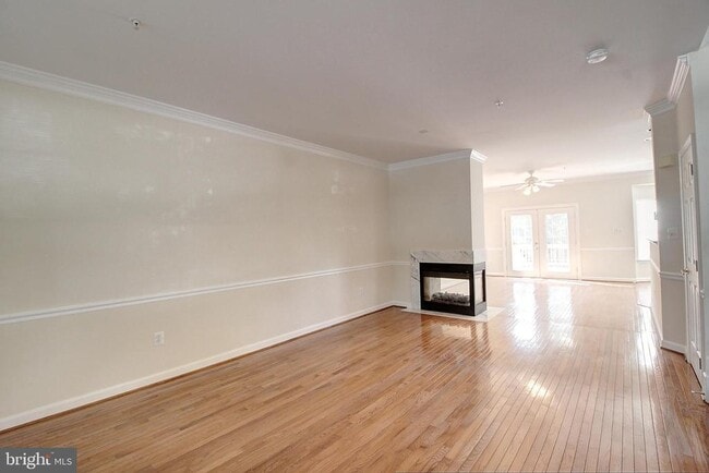 Building Photo - 8864 Briarcliff Ln