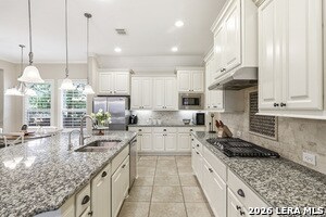 Building Photo - 430 Tranquil Oak