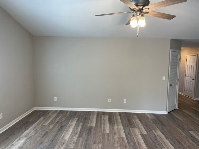 Building Photo - 3 bedroom, 2 bath home for rent in Brookstone in Sunset Harbor in Bolivia