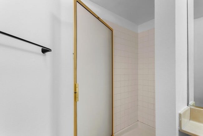 Building Photo - Lake-View 2BR / 2BA Condo with Balcony & Resort-Style Amenities at Canyon Shores