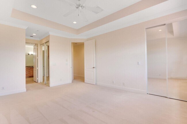 Building Photo - 4505 Artesa Way S