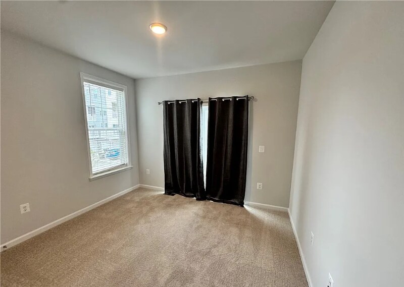 Building Photo - 9006 Thomas Mill Dr