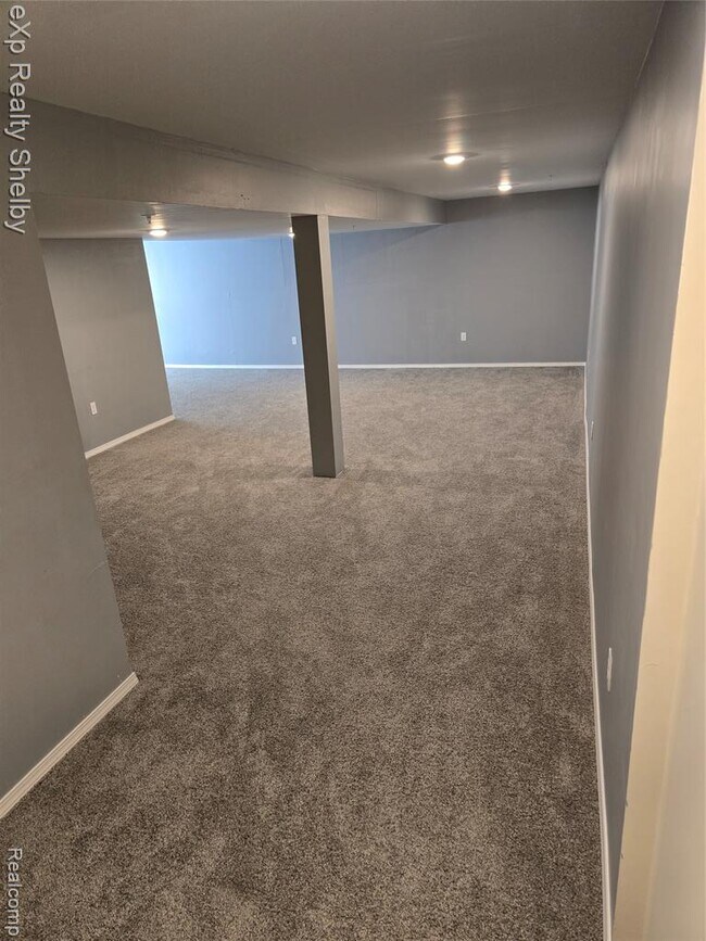 Building Photo - 1164 Starwood Ln