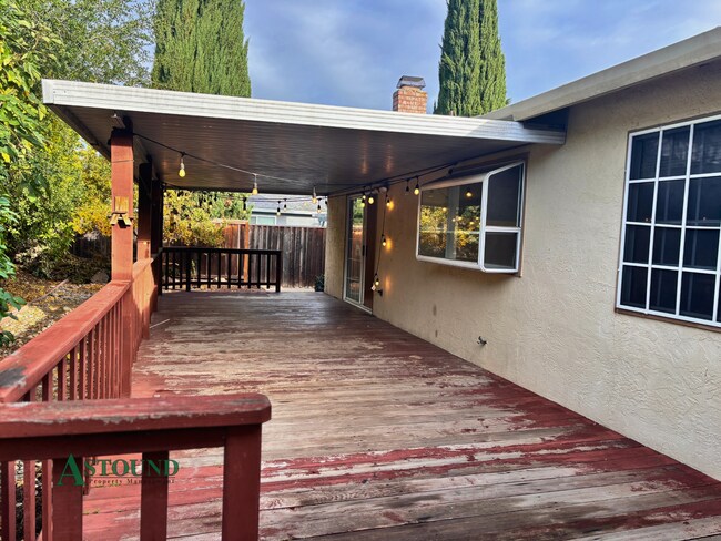 Building Photo - 510 Linford Pl