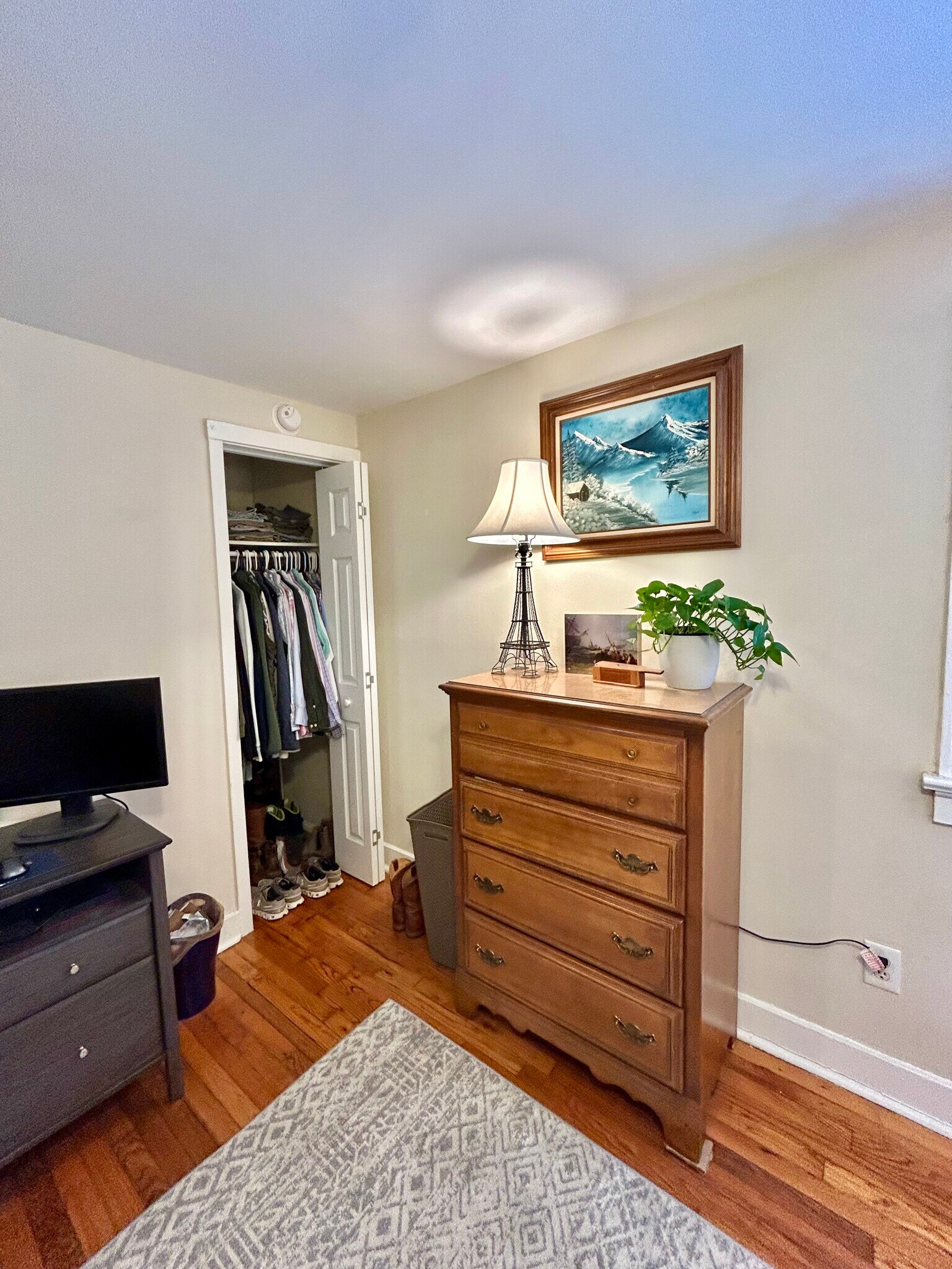Bedroom #1 - 1106 S Lombardy St