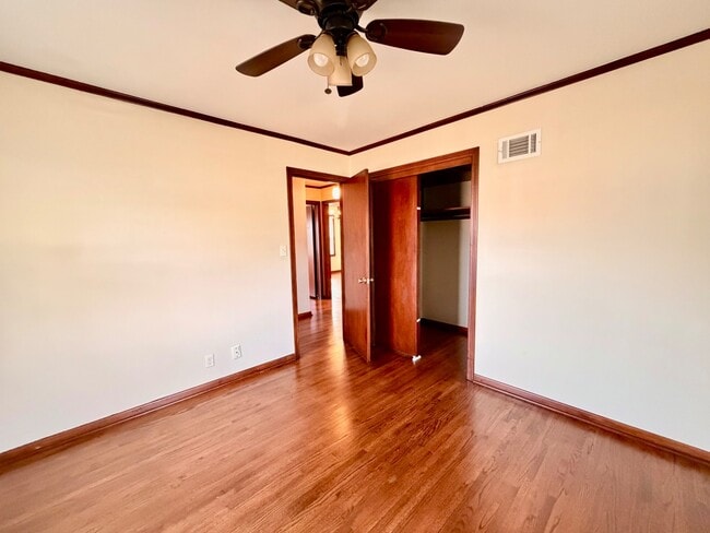 Building Photo - 4828 E 25th Pl