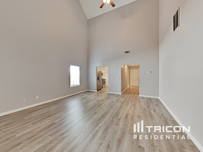 Building Photo - 2605 Thunder Basin Way