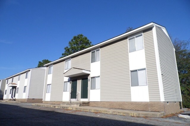 Building Photo - Lyngate Apartments
