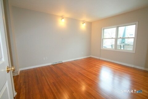 Building Photo - 291 Fountain St