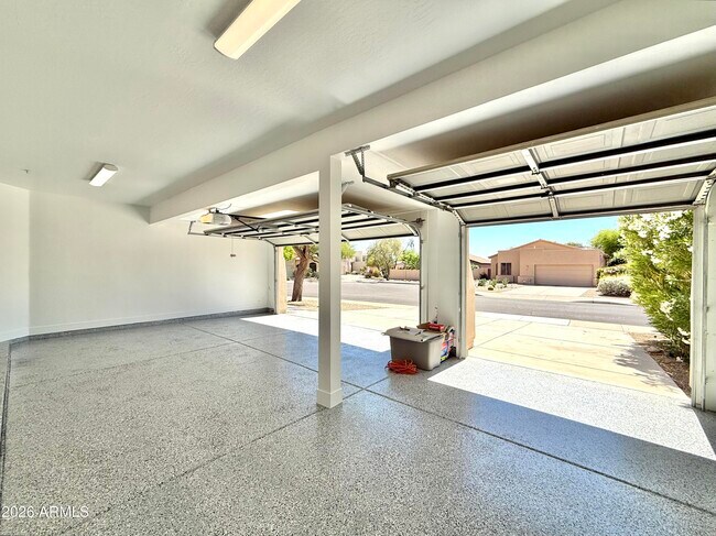 Building Photo - 15019 N 100th Way
