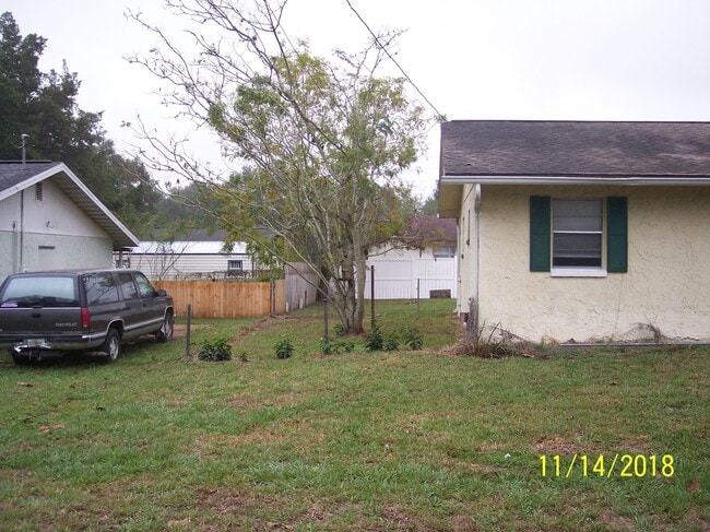 Building Photo - Beautiful 3 Bed 1 Bath Single Family Home