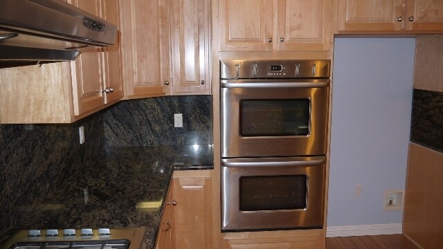 Building Photo - 5560 Buffalo Ave