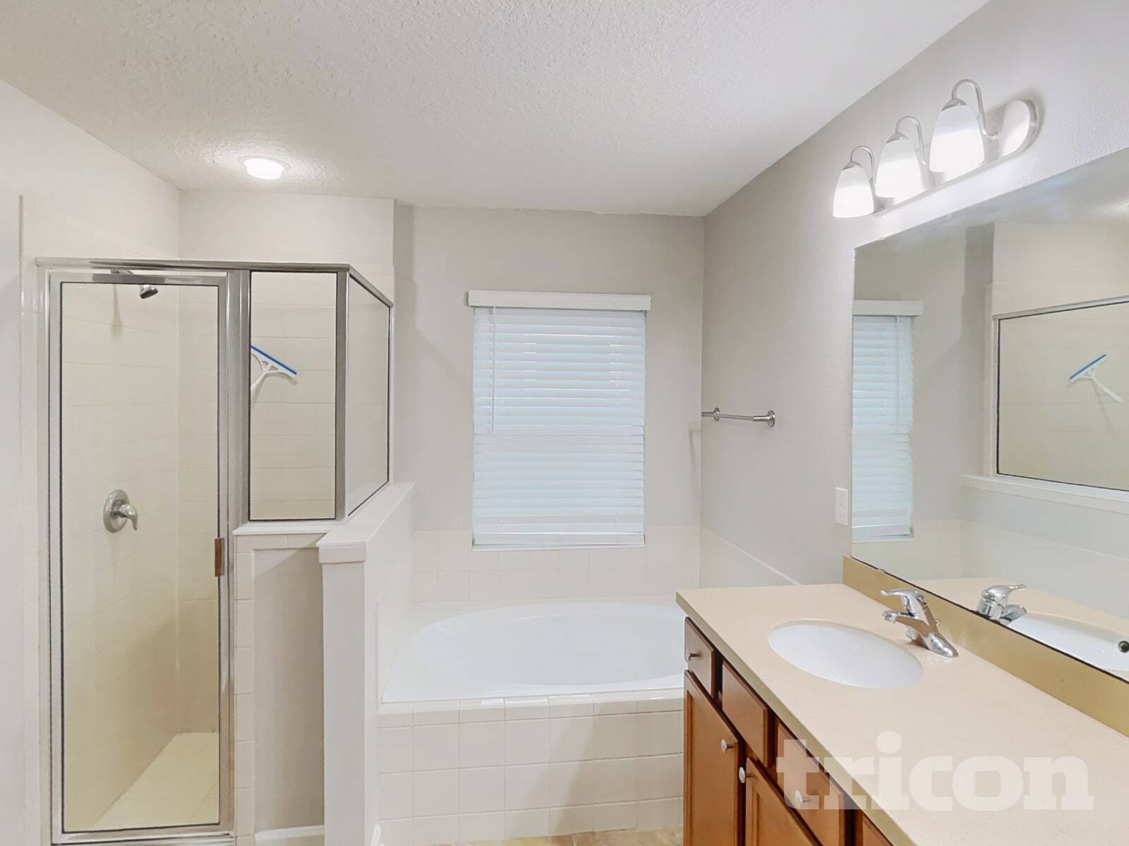 Building Photo - 16184 Kayla Cove Ct