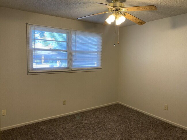 Building Photo - 4619 61st St