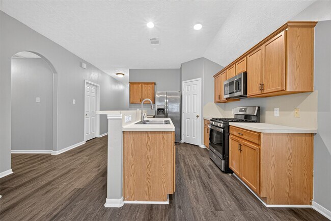 Building Photo - 8010 Indian Desert Dr