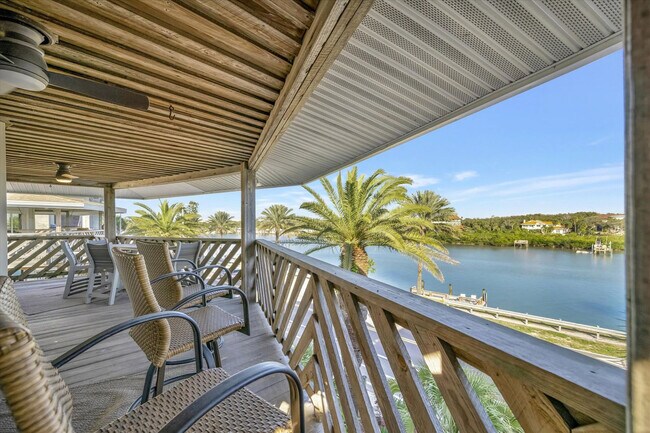 Building Photo - 10 Gulf Blvd