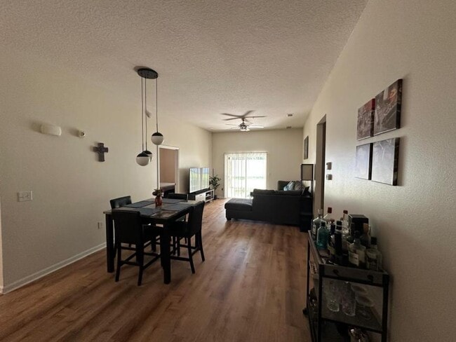 Building Photo - 3 bedroom in Jacksonville FL 32224