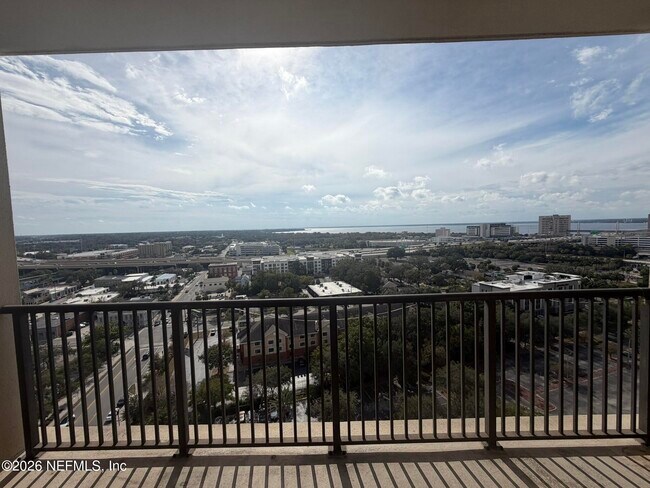 Building Photo - 1478 Riverplace Blvd