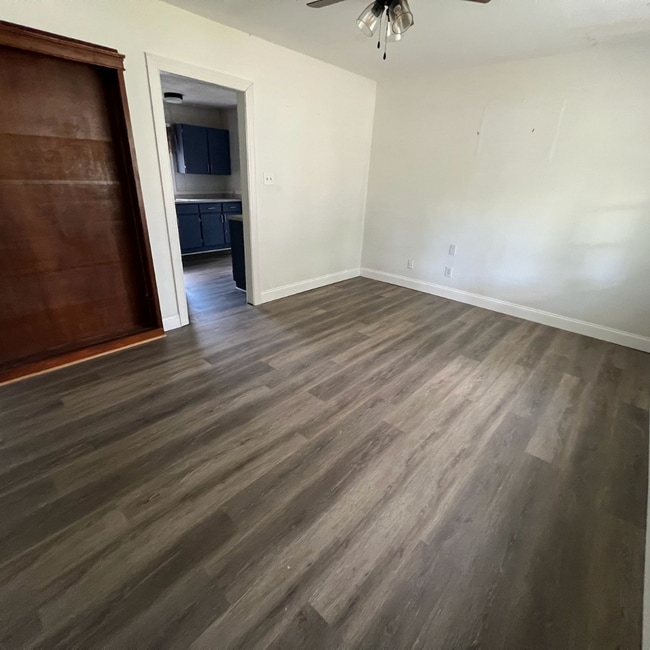 Building Photo - 1916 Dabney Dr