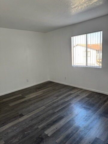 Building Photo - 38572 10th Pl E